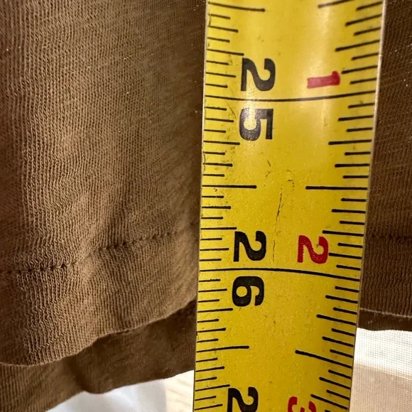 J. Crew Khaki Green V Neck Vintage Cotton Tee 100% Cotton Medium - Picture 10 of 13